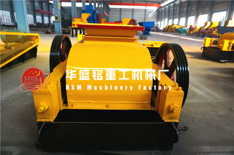 雙齒輥破碎機發(fā)貨圖