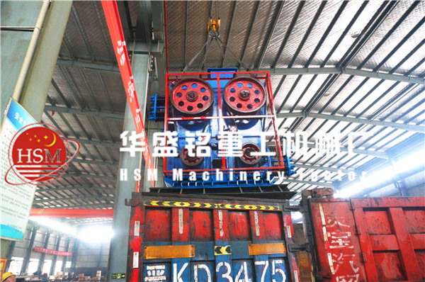 四輥破碎機發貨圖