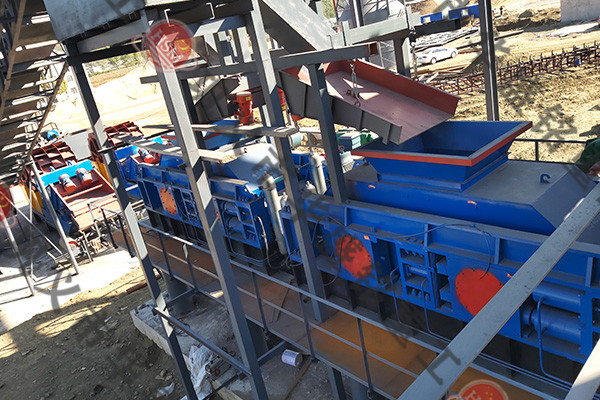 液壓對輥破碎機